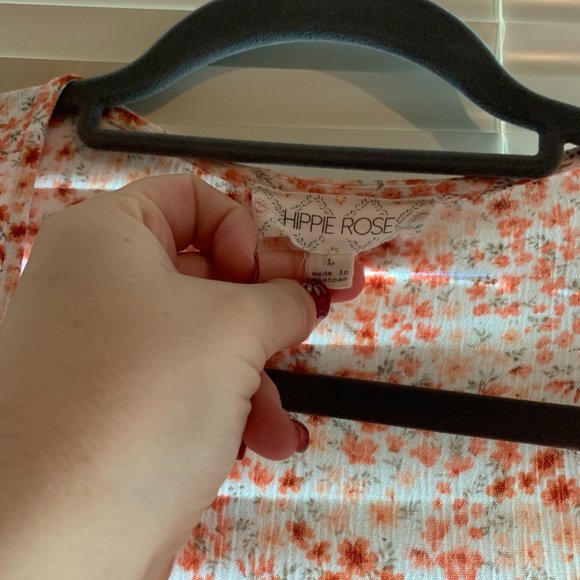 Long Sleeve Floral Blouse - Picture 2 of 3